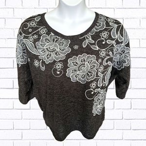 3 for $15 Biology 3/4 Grey Sleeve Top With White Floral Design XL